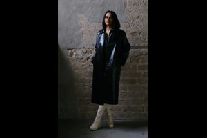 Literarische Performance mit Fatima Khan zu ihrem Debütroman "Madonna in den Trümmern"